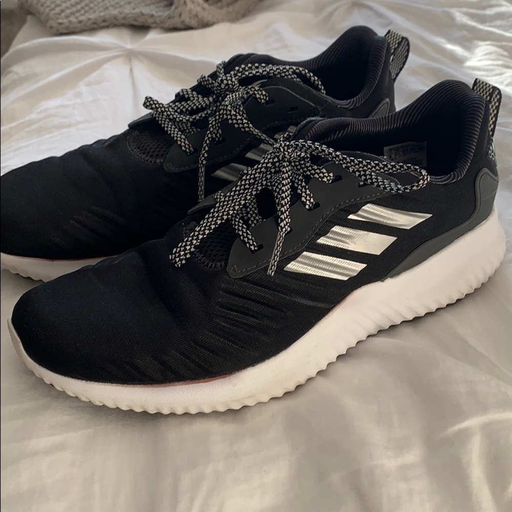 Adidas Tennis Shoes